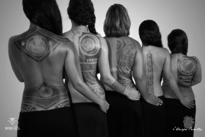 5 tatouages de demoiselles de dos - Tatoo by Patu
